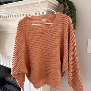 Altar’d State sweater🧡🧡